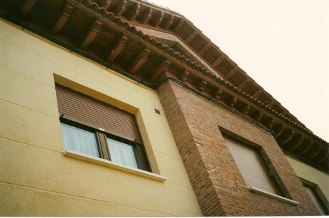 Construcciones "Hnos. del Hierro" S.L.